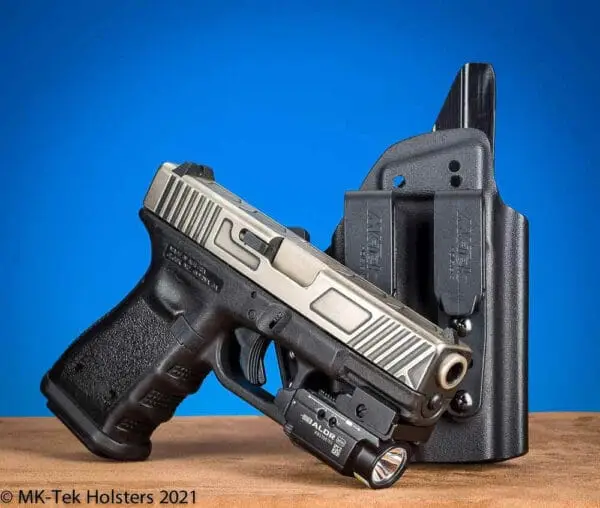 Glock 19 Olight Baldor Mini IWB Holster