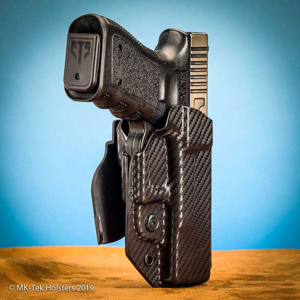 R&R Holsters OWB Paddle Holster For Glock – Matte Black With Black Carbon Fiber