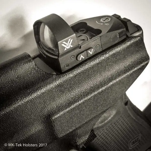 Glock 17 IWB Holster for concealed carry